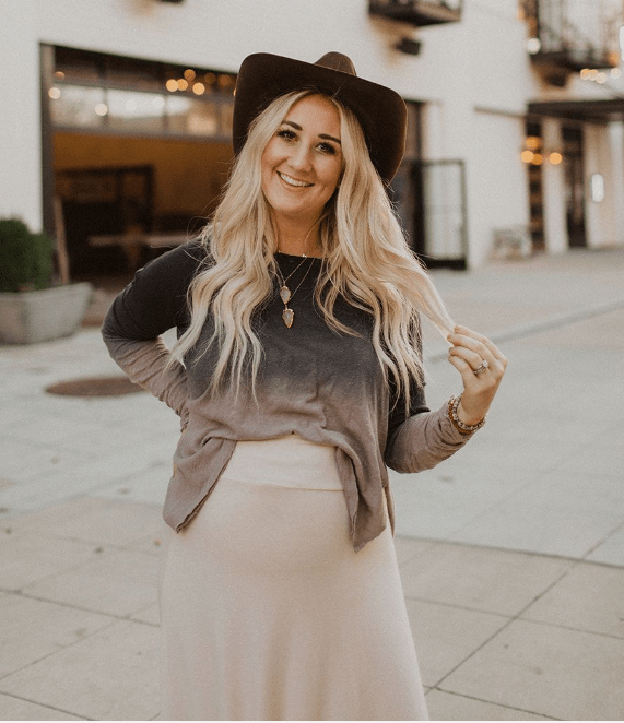 Meagan, Master Designer, Specializing in Balayage, Highlighting, and Toning